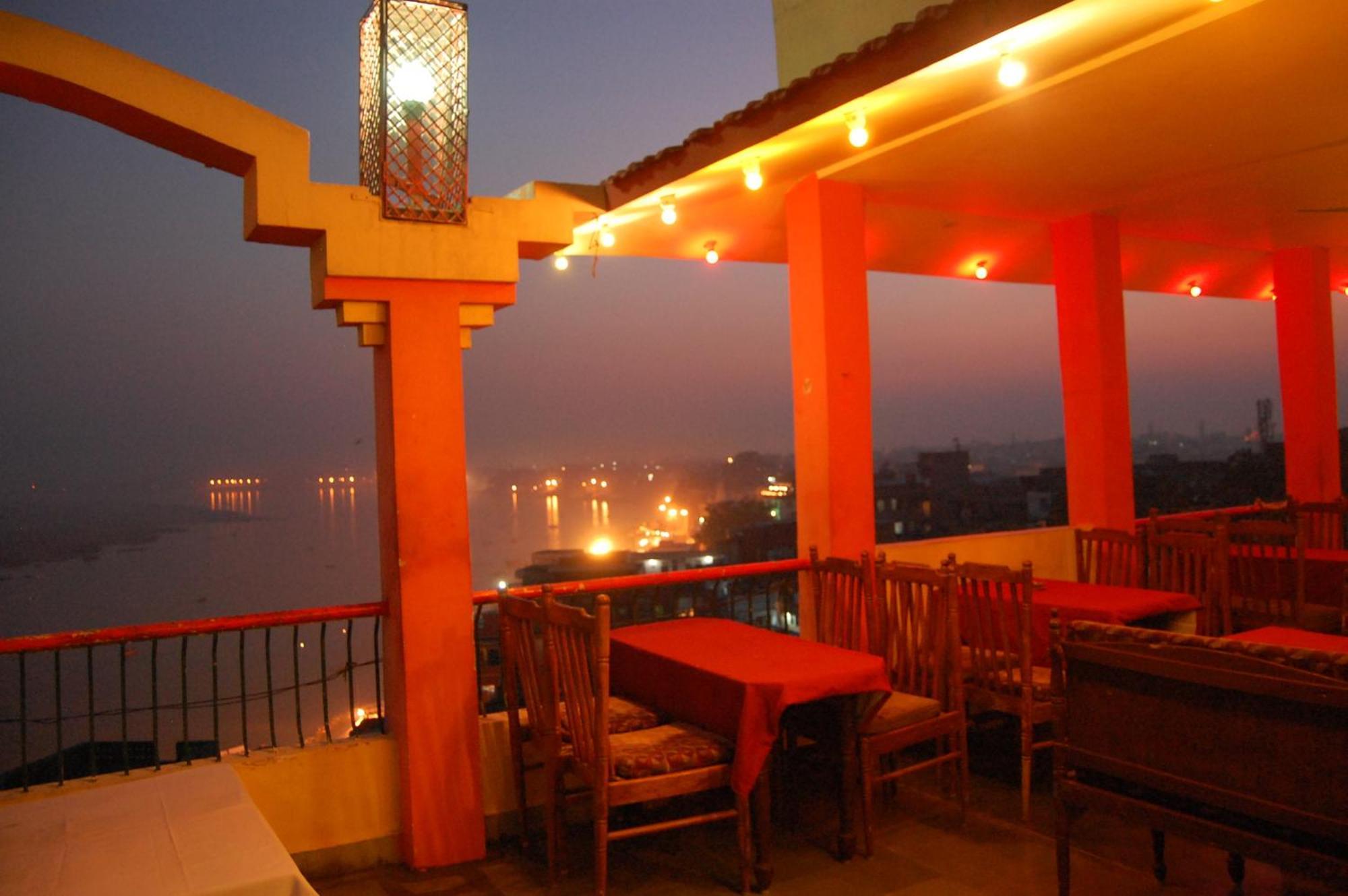 Puja Guest House, Varanasi